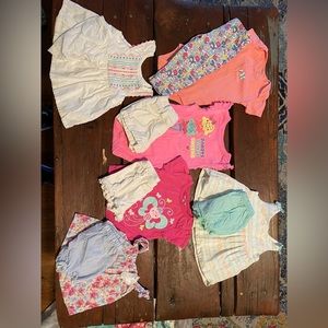 Lot girls 12 month clothes all in great condition, some never worn.